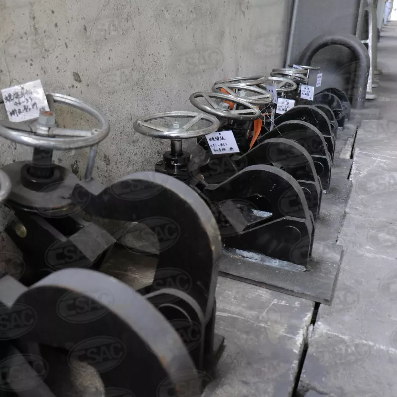 Vandtæt drejelig ankerkædeudløser